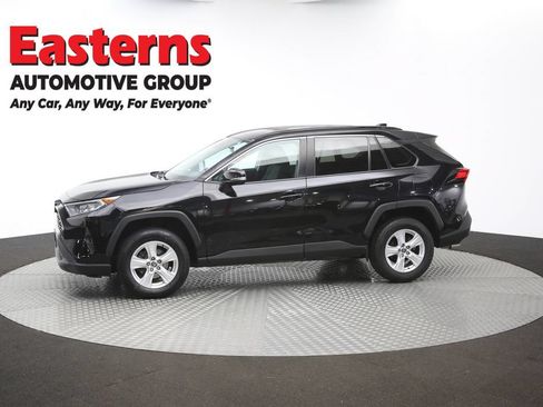 Used 2021 Toyota RAV4 XLE AWD/4WD image 57