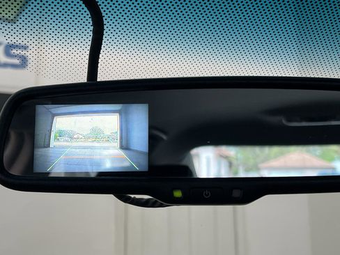 Used 2012 Lincoln MKZ image 51