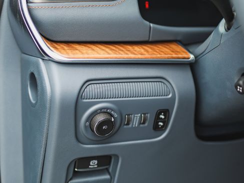 Used 2022 Jeep Grand Wagoneer Series II w/ Flexible Seating Group image 77