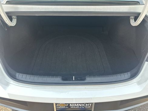 Used 2024 Hyundai Elantra SEL FWD image 24