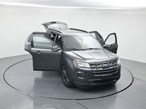Used 2019 Ford Explorer XLT w/ Equipment Group 202A FWD image 50