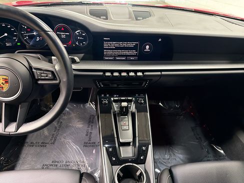 Used 2023 Porsche 911 Carrera image 18