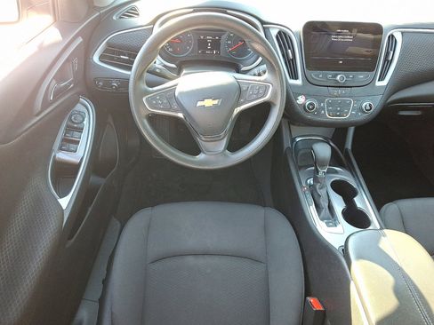 Used 2023 Chevrolet Malibu LT image 22