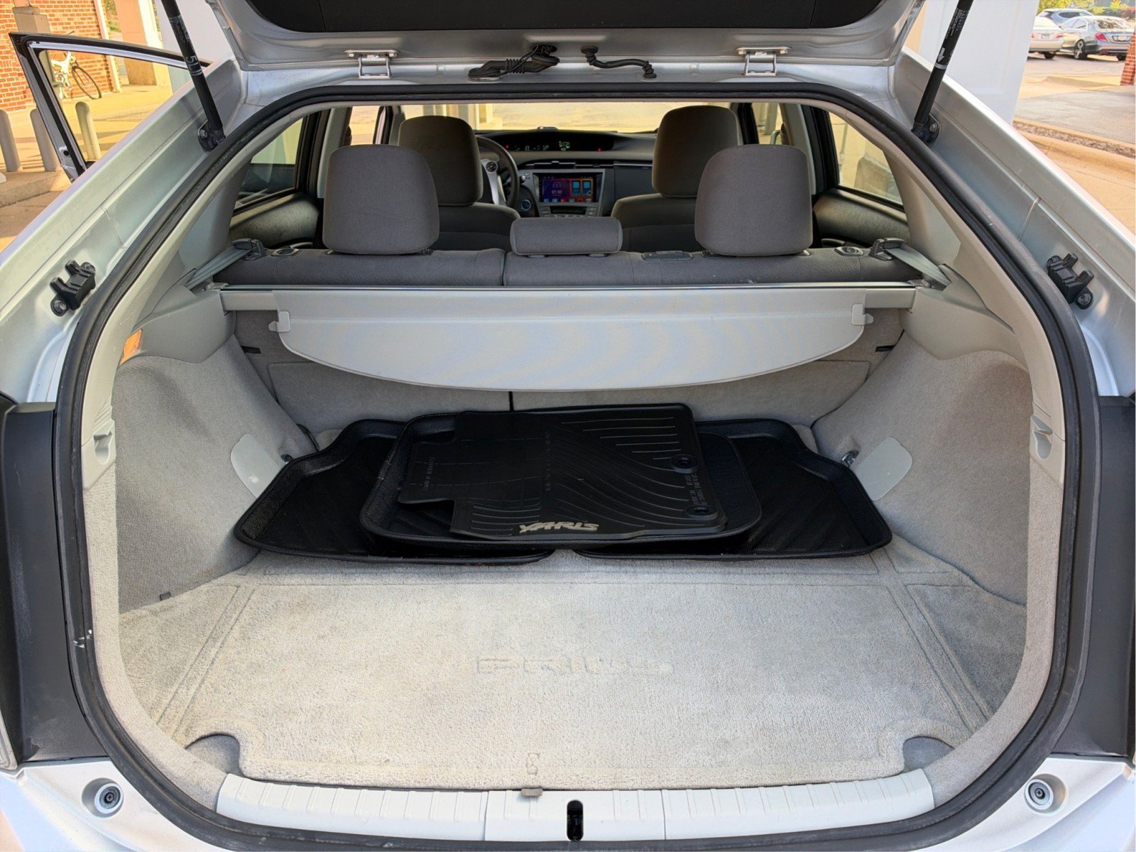 Used 2015 Toyota Prius Two FWD image 33