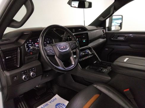 Used 2025 GMC Sierra 2500 AT4 AWD/4WD image 28