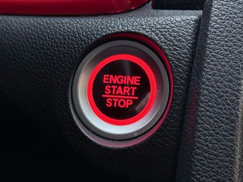 Used 2019 Honda Civic Sport image 32