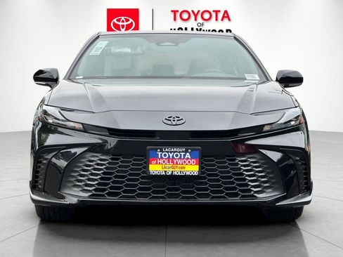New 2026 Toyota Camry SE FWD image 8