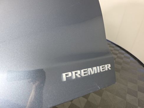 Used 2020 Chevrolet Tahoe Premier AWD/4WD image 37