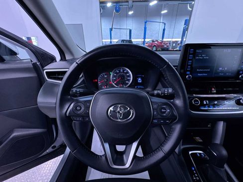 Used 2022 Toyota Corolla Cross LE w/ Black Badges Package (TMS) AWD/4WD image 7