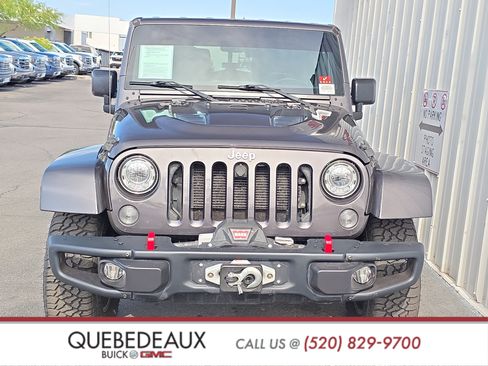 Used 2017 Jeep Wrangler Rubicon AWD/4WD image 2