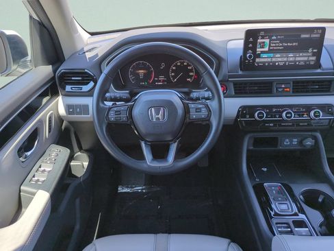 Used 2024 Honda Pilot EX-L image 13