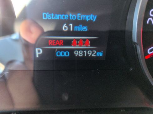 Used 2021 Toyota RAV4 XLE AWD/4WD image 16