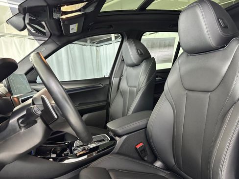 Used 2023 BMW X3 sDrive30i w/ M Sport Package RWD image 5
