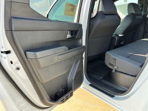 New 2026 Toyota Tacoma SR AWD/4WD image 17