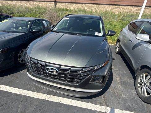 Used 2023 Hyundai Tucson SEL AWD/4WD image 2