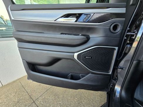 New 2026 Jeep Grand Wagoneer 4WD image 24
