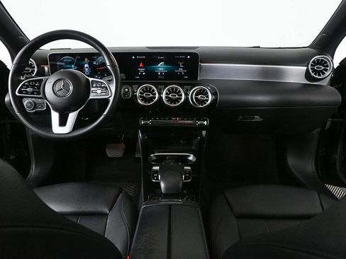 Used 2019 Mercedes-Benz A 220 A 220 image 17