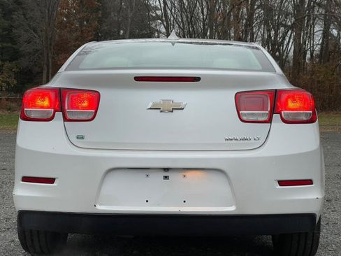 Used 2016 Chevrolet Malibu LT image 11