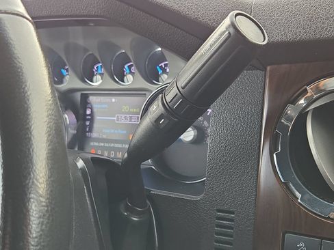 Used 2013 Ford F250 Lariat w/ Lariat Ultimate Pkg AWD/4WD image 20