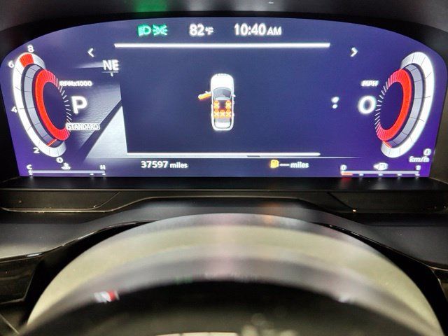 Used 2023 Nissan Pathfinder Platinum FWD image 14