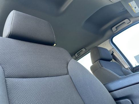 Used 2018 Chevrolet Silverado 1500 LT w/ LT Eassist Package image 19