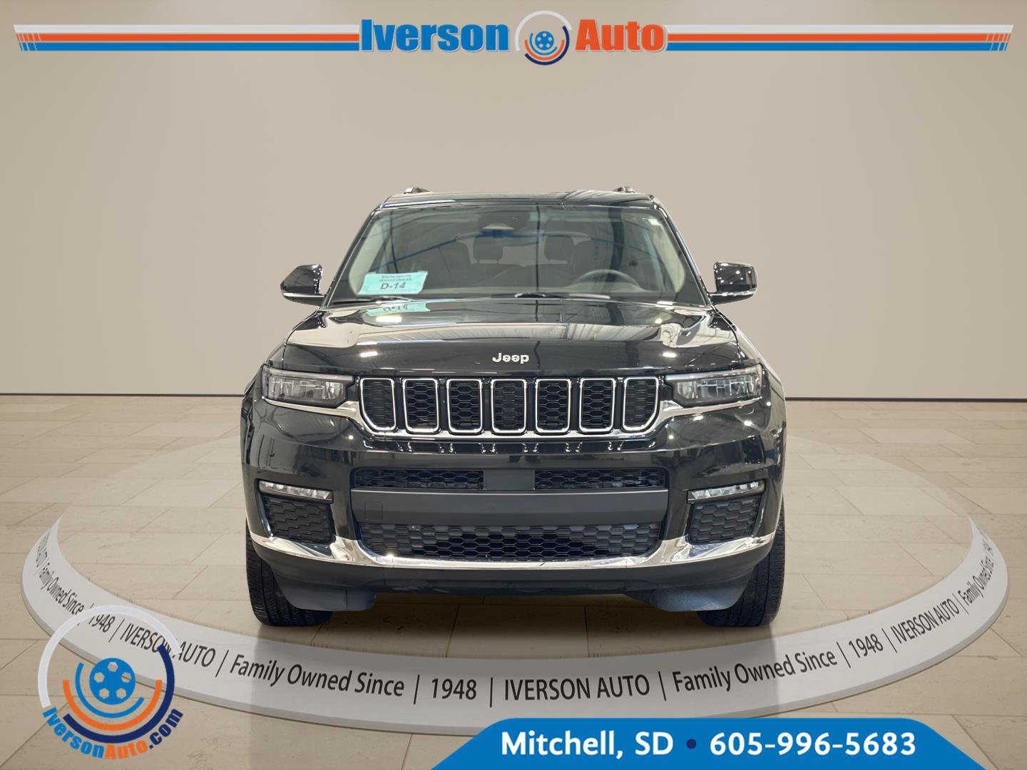 Used 2023 Jeep Grand Cherokee L Limited AWD/4WD image 2