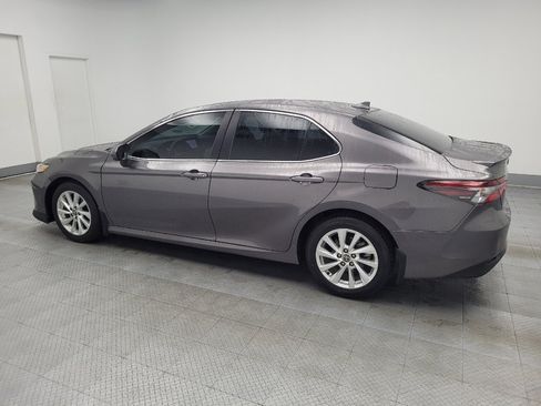 Used 2023 Toyota Camry LE image 3