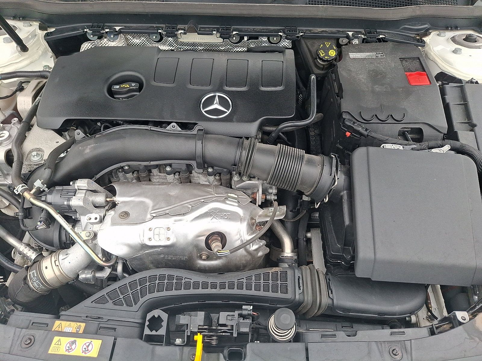 Used 2022 Mercedes-Benz CLA 250 4MATIC image 28