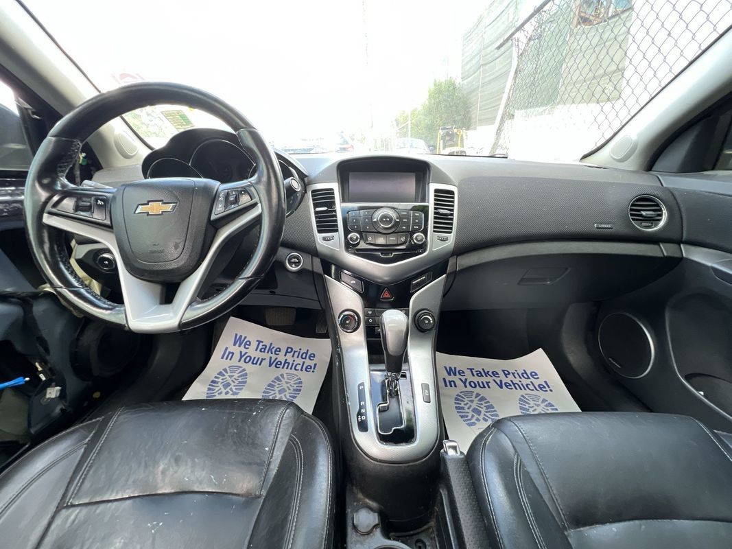 Used 2015 Chevrolet Cruze LTZ w/ Sun, Sound and Sport Package FWD image 17