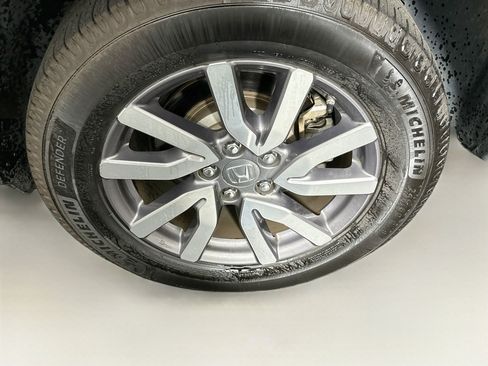 Used 2020 Honda Pilot EX image 11