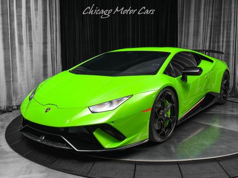 Used 2018 Lamborghini Huracan Performante AWD/4WD image 27