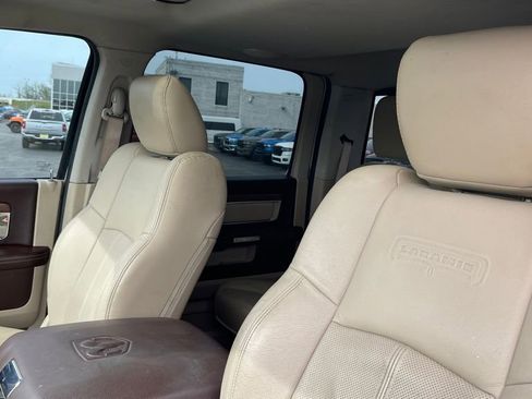 Used 2018 RAM 1500 Laramie AWD/4WD image 16