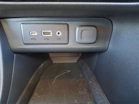 Certified 2023 Buick Encore GX Select w/ Experience Buick Package image 25