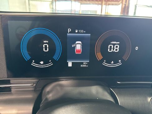 Used 2025 Hyundai Kona SEL image 40