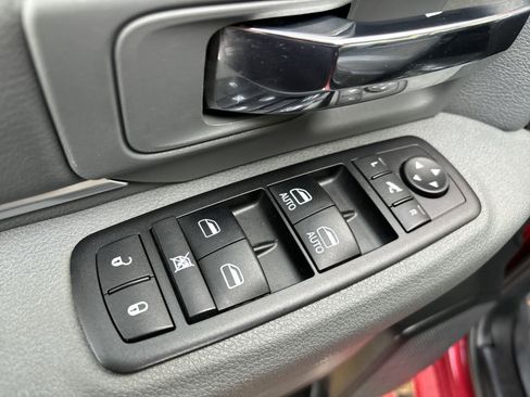 Used 2014 RAM 1500 Big Horn image 10