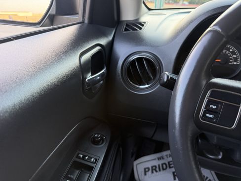 Used 2016 Jeep Patriot Sport w/ Power Value Group FWD image 25