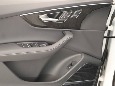 New 2025 Audi Q7 3.0T Premium Plus image 23