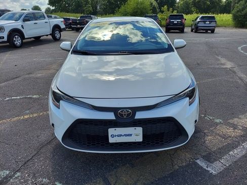 Used 2020 Toyota Corolla LE image 12