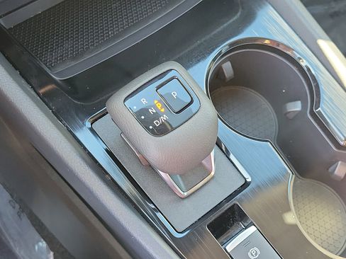 Certified 2024 Nissan Rogue S image 28