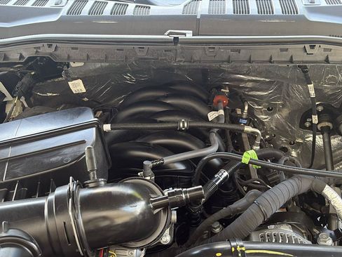 Used 2022 Ford F550 4x4 SuperCab Super Duty w/ XLT Value Package image 38