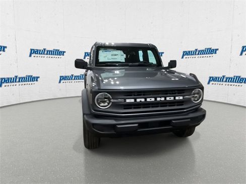 New 2025 Ford Bronco 4-Door image 3