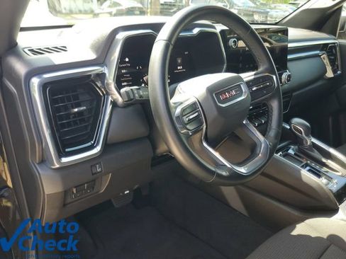 Used 2024 GMC Canyon Elevation w/ Convenience Package RWD image 18