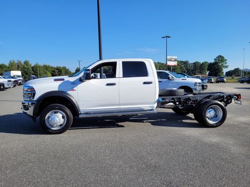 New 2025 RAM 4500 Tradesman w/ Safety Group image 2