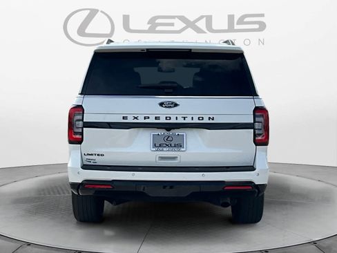 Used 2023 Ford Expedition Limited AWD/4WD image 4