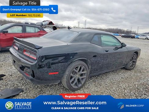 Used 2021 Dodge Challenger SXT w/ Blacktop Package image 3