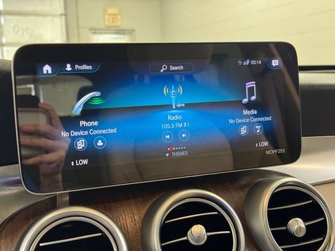 Used 2021 Mercedes-Benz GLC 300 image 44