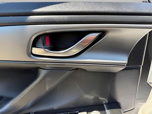Used 2021 MAZDA CX-9 Touring w/ Touring Premium Package FWD image 19