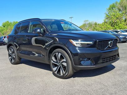 Certified 2024 Volvo XC40 B5 Plus w/ Climate Package