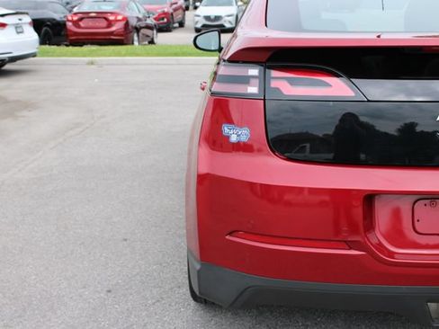 Used 2012 Chevrolet Volt Premium w/ Premium Trim Package FWD image 39