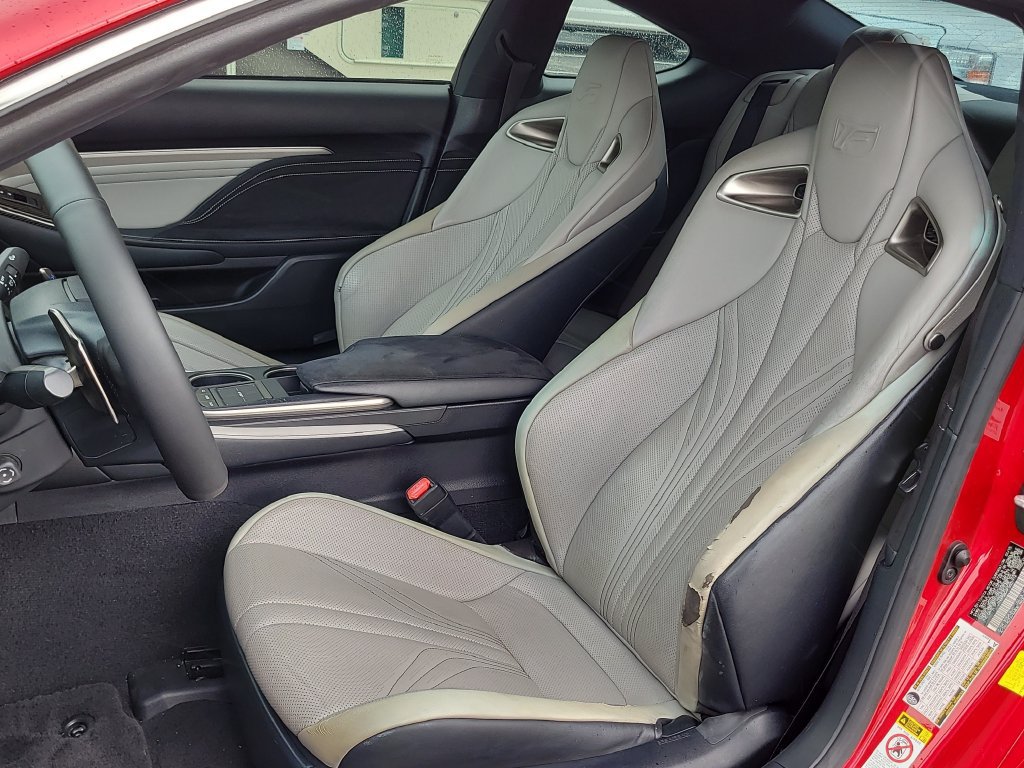 Used 2015 Lexus RC F w/ Premium Package RWD image 10
